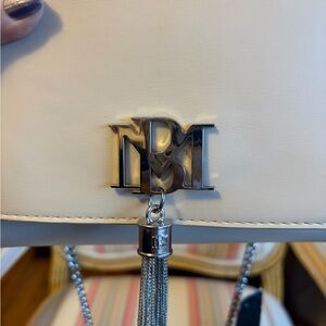 NWT Badgley Mischka Cream Shoulder Bag with Silver Chain